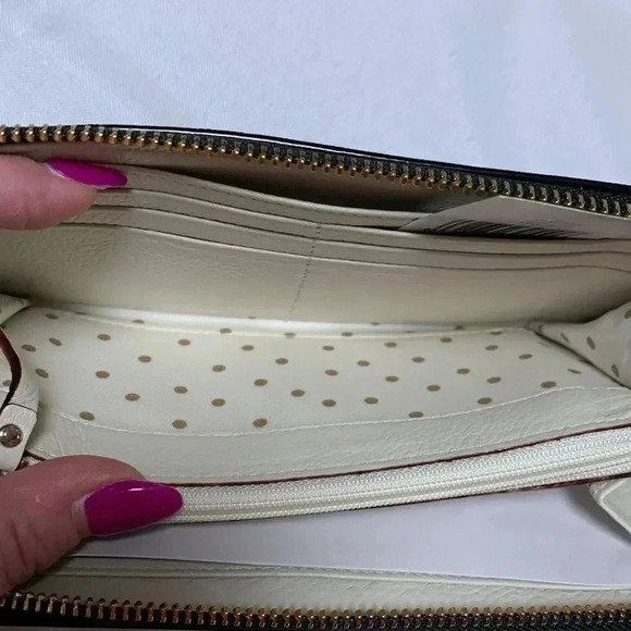 KATE SPADE ♠️ Women’s Wallet, NEW/W Tags. Gorgeous ❣️ - Picture 3 of 4